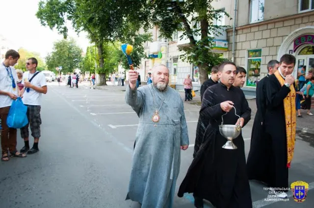 З Тернополя розпочалась піша хода до Зарваниці (Фоторепортаж) + (Відео) — фото 8