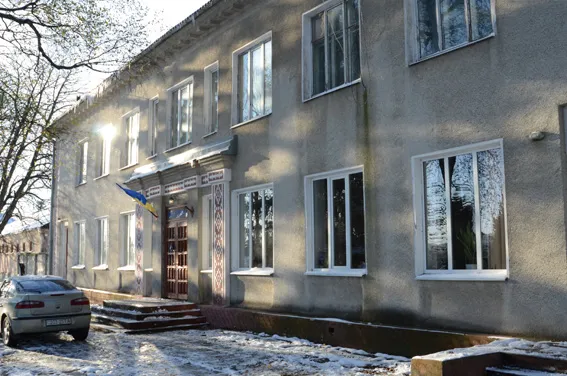 Голова виборчої дільниці побив міліціонера (Фото) — фото 2