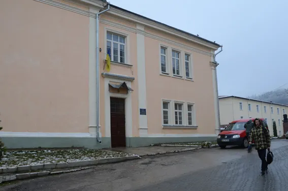 Тернопільські міліціонери затримали зловмисника, який викрав гроші, зібрані для бійців АТО (Фото) + (Відео) — фото 1