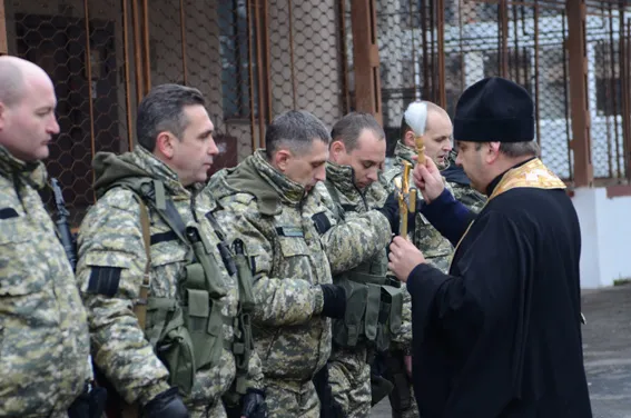 В зону АТО вирушили десять оперативників Тернопільщини (Фото) + (Відео) — фото 1