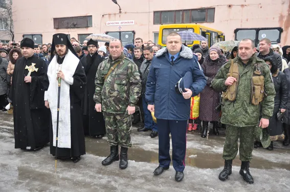 Близько сотні правоохоронців вирушили в зону АТО (Фоторепортаж) — фото 7