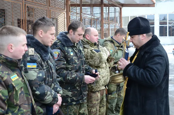 Тернопільські міліціонери вирушили в зону АТО (Фото) + (Відео) — фото 2