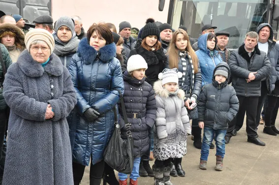 Півсотні бійців спецбатальйону патрульної служби міліції «Тернопіль» відбули на схід (фоторепортаж) — фото 6