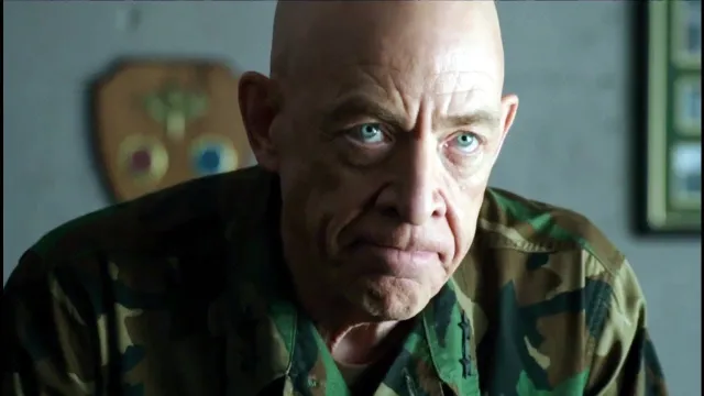 Кинопремьеры недели: научно-фантастический фильм «Бегущий по лезвию 2049» и военный боевик «Сорвиголовы». — фото 2